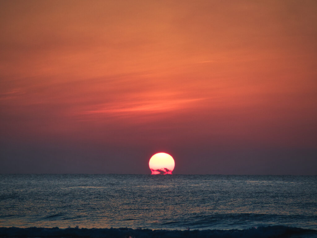 達磨夕日