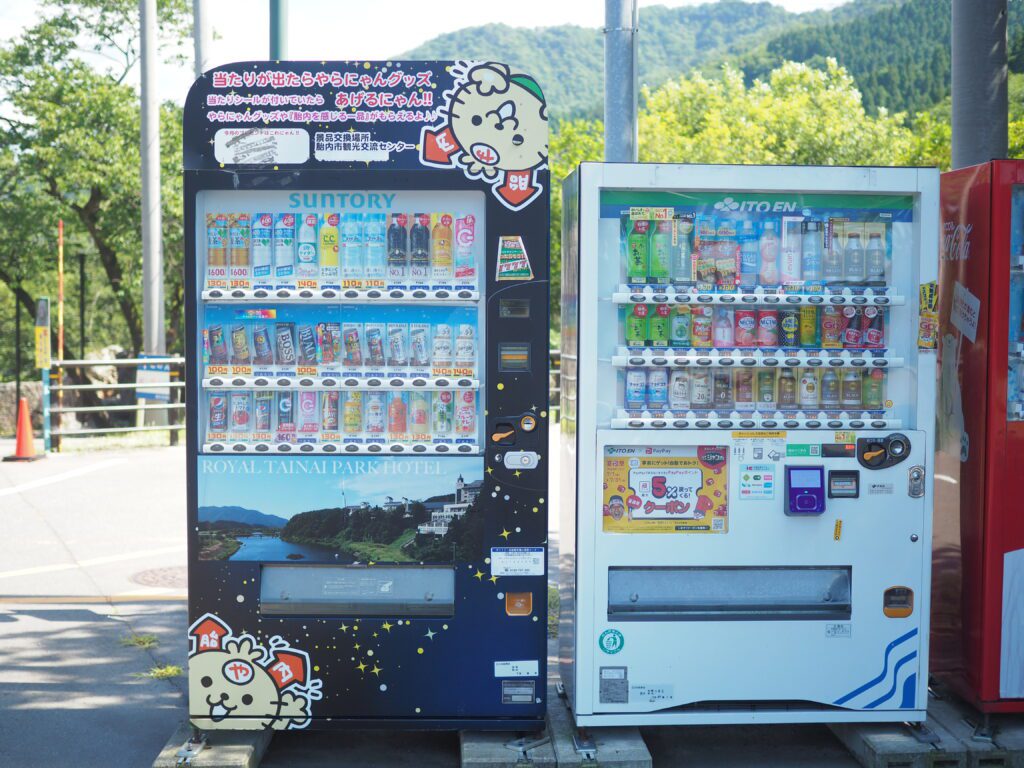 やらにゃんの自販機