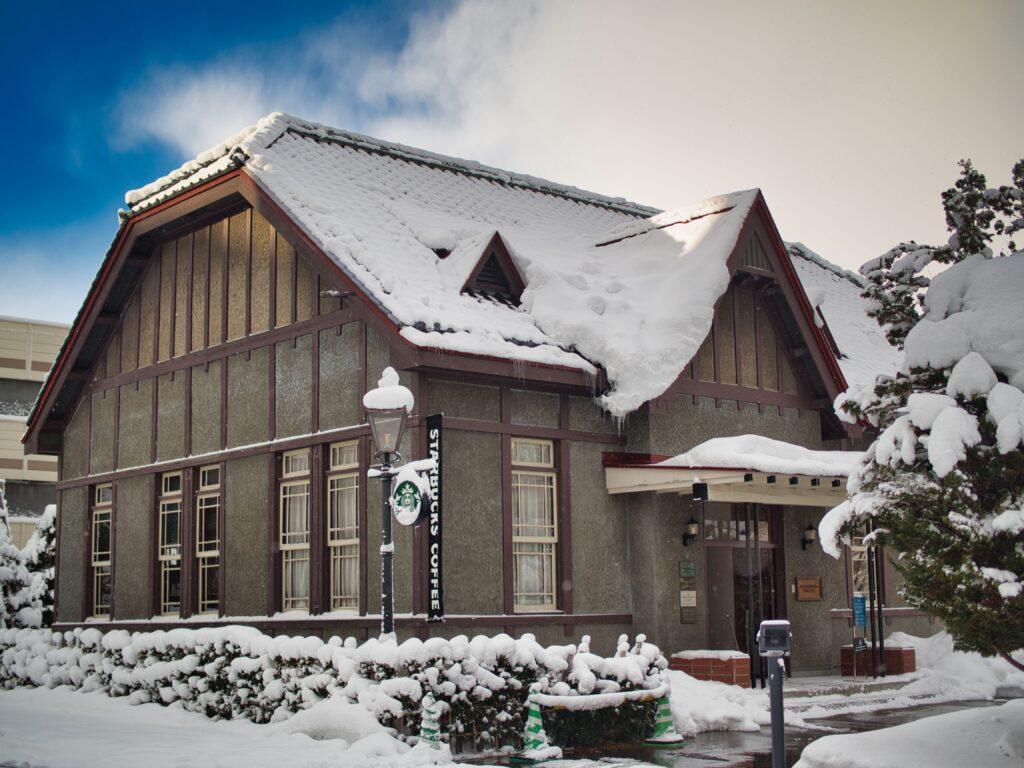 スターバックス弘識公園前店